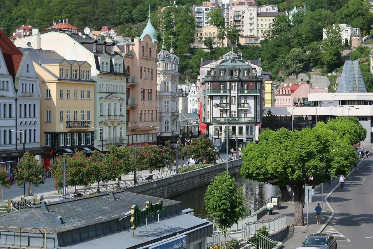 Riverside Apartments Thalia Karlovy Vary 0*,